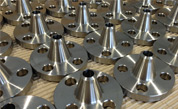 Reducing flanges